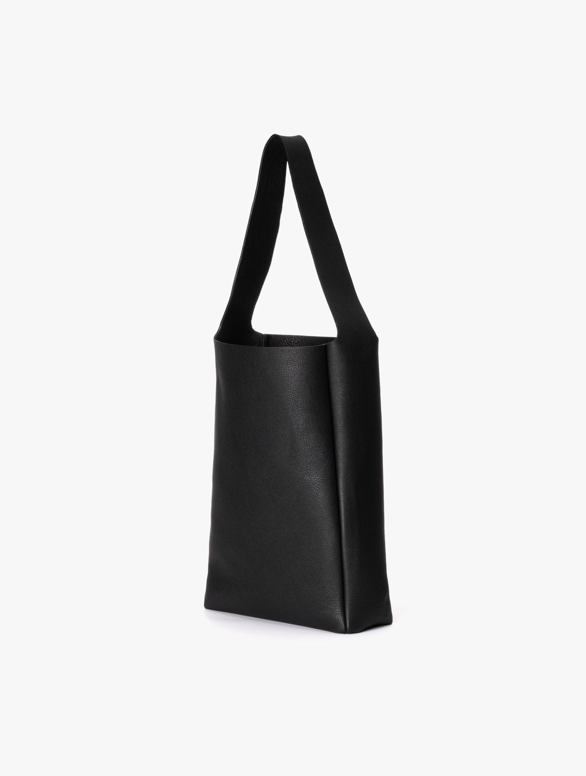 COW LEATHER SHOULDER BAG M : BLACK