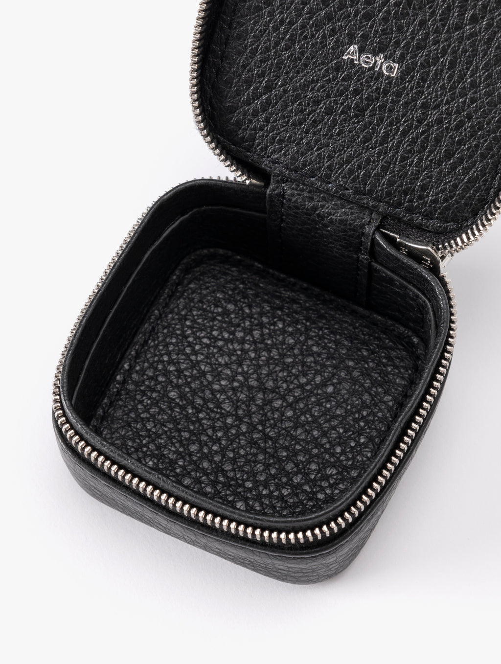 COW LEATHER SMALL CONTAINER A : BLACK