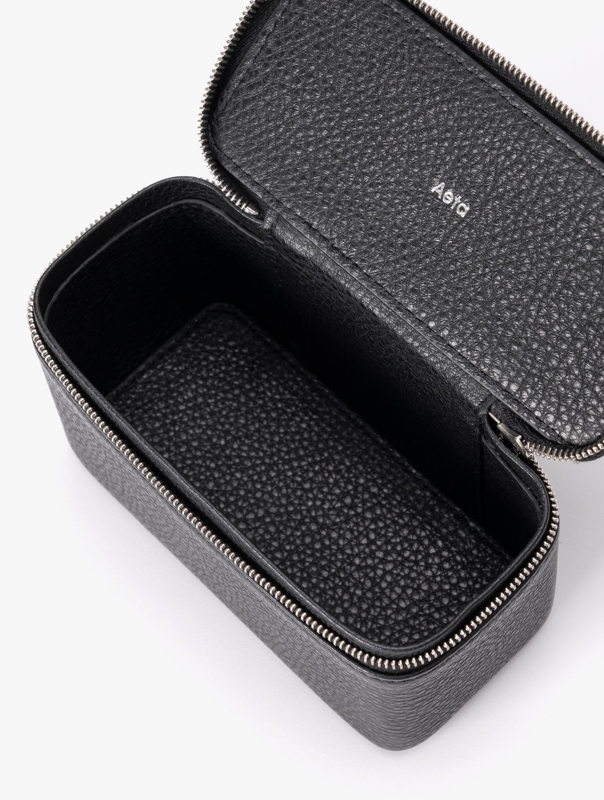 COW LEATHER SMALL CONTAINER E : BLACK