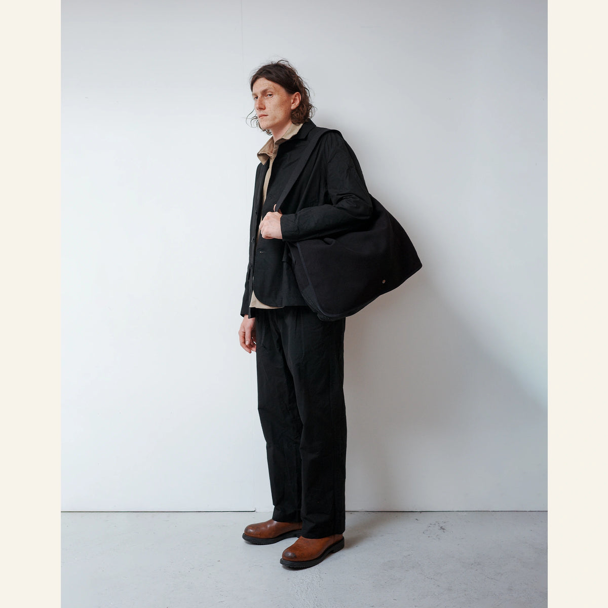 POSTAL SLING Bedford Cord : Black