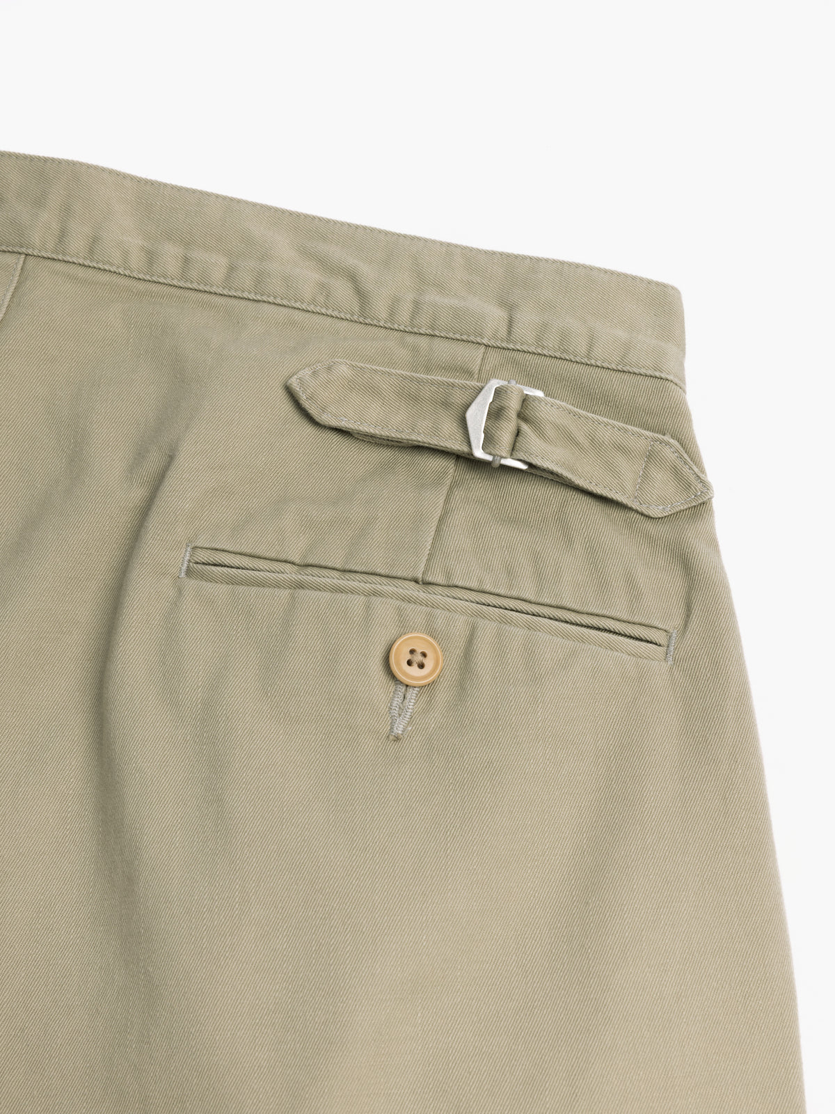 DAVID TWO PLEATED WIDE CHINO : BEIGE